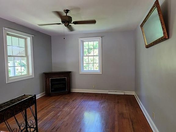 5th image of 115 Riverview Ct