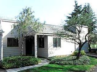 6374 Golf Lakes Ct, Bay City, MI 48706