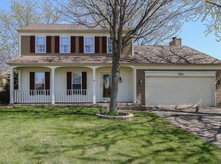 731 Cypress Ln, Carol Stream, IL 60188