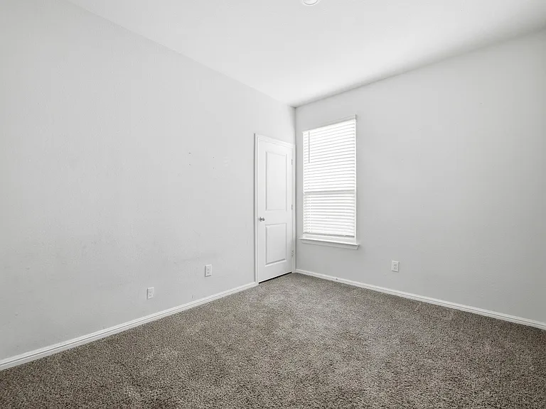 8520 Trickham Bnd — Photo 25