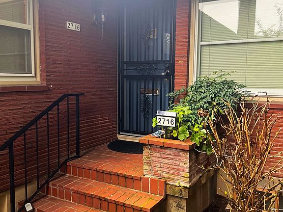 Private entrance