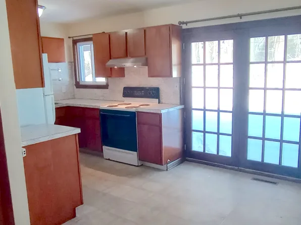 (undisclosed Address), Cheshire, CT 06410