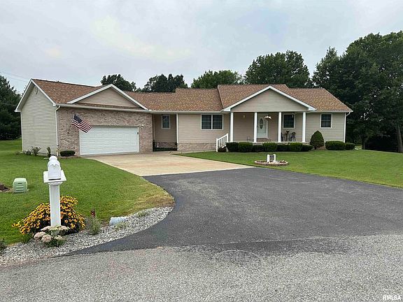 3rd image of 406 Abby Dr