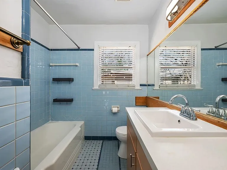 673 Franklin Pl #D — Photo 3