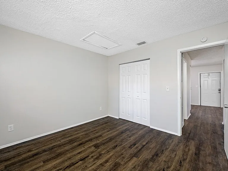 Park Villas — Photo 17