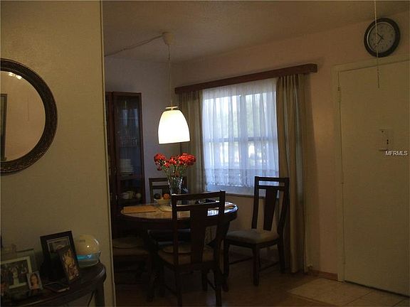 4th image of 1000 79th Ave N APT 203