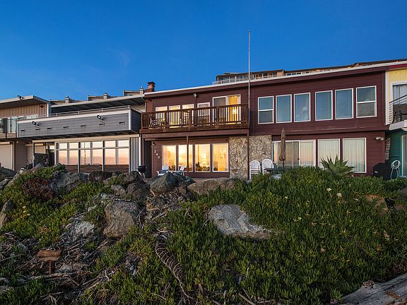 3rd image of 240 Beach Dr
