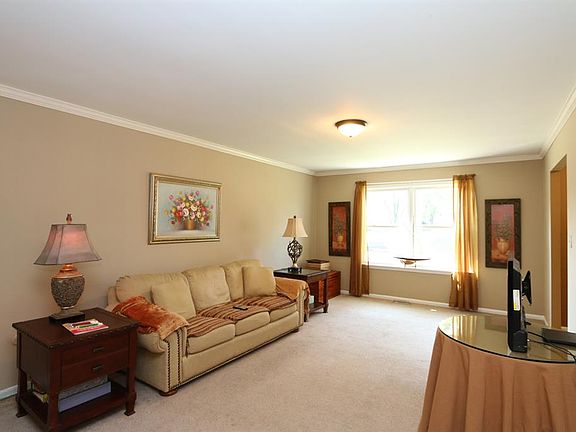 3rd image of 4159 Cedar Bluff Cir