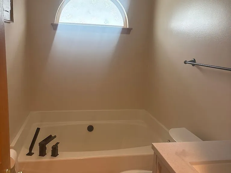 15 River Ridge Ln — Photo 8