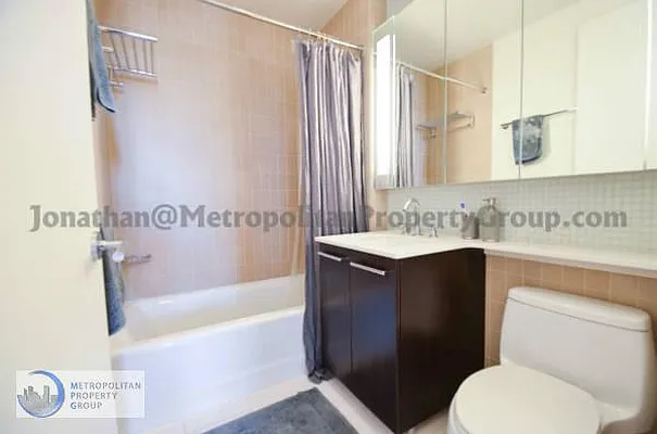 Rented by Metropolitan Property Group | media 8
