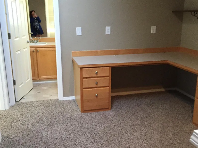 20460 Noble Ln — Photo 11