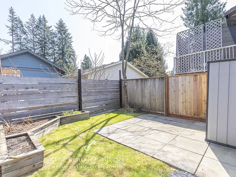 3758 Sefton St — Photo 14