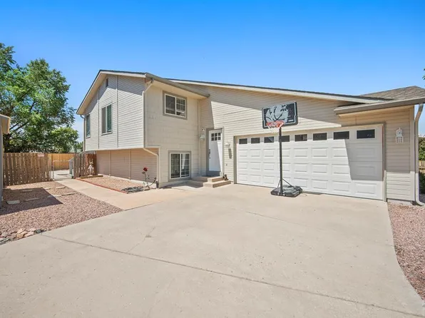34 E Bonanza Dr, Pueblo West, CO 81007