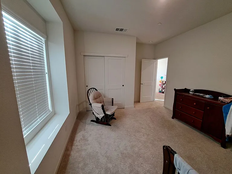 1160 Yale Dr — Photo 27