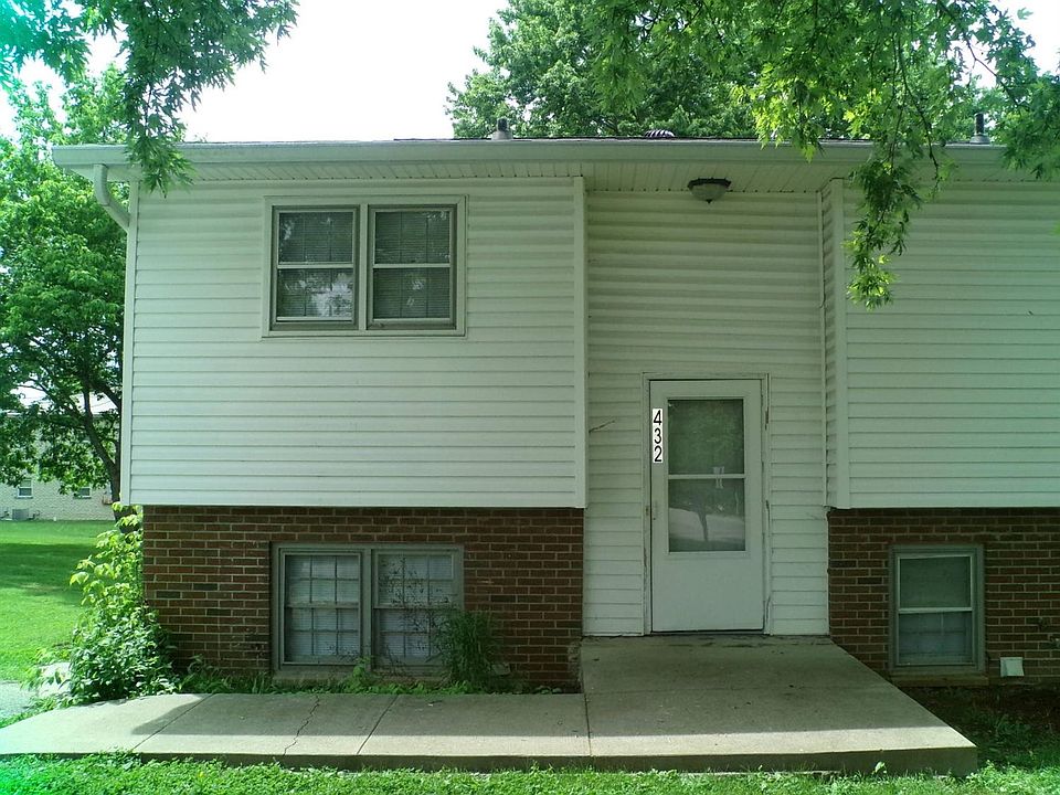 1st image of 432 Schenkel Ln