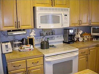 4th image of 1385 Eastwind Dr