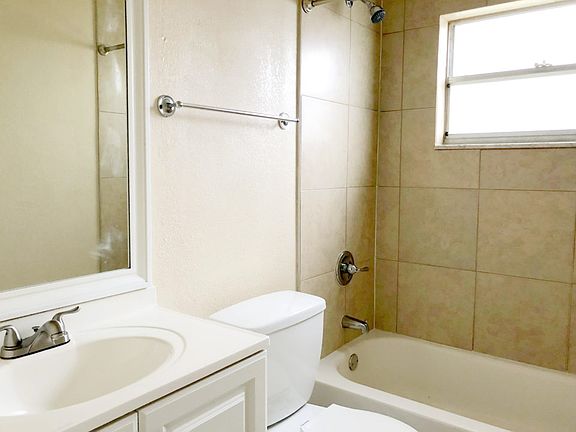 5th image of 7319 Sequoia Dr
