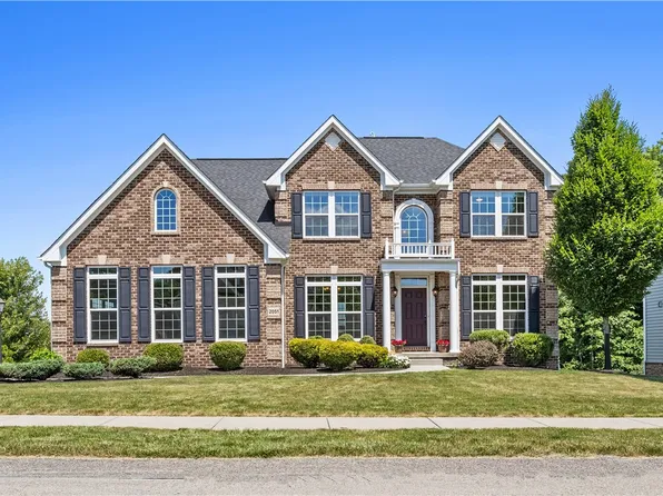 2051 Golden Grove Dr, Mars, PA 16046