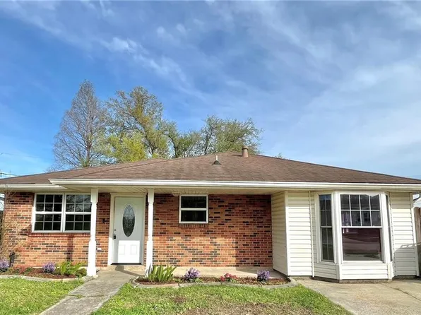 2229 Pirate Dr, Chalmette, LA 70043