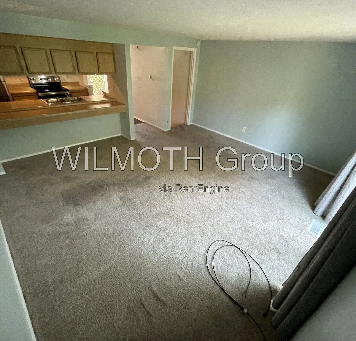 2 bed, 1.5 bath, 1020 sqft, $1,645 — Photo 4