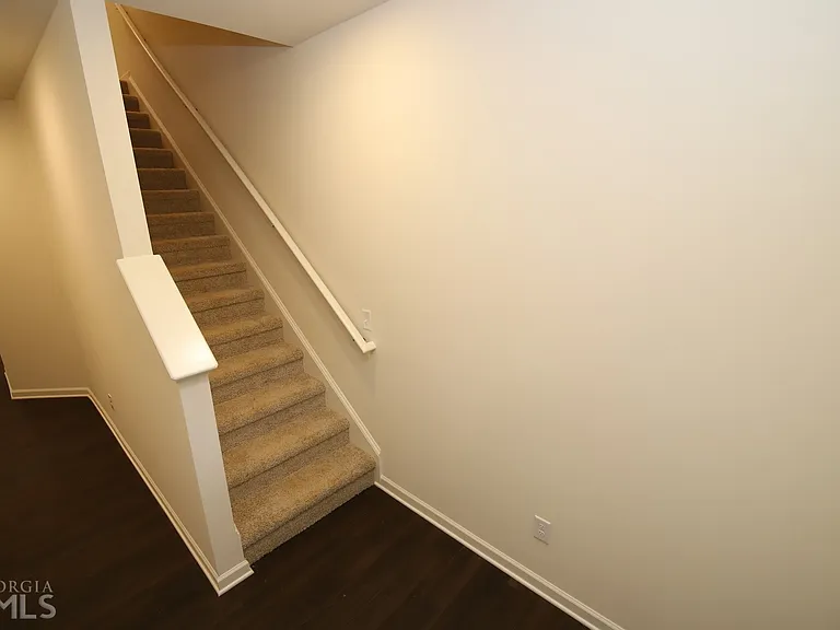85 Chastain Cir — Photo 20