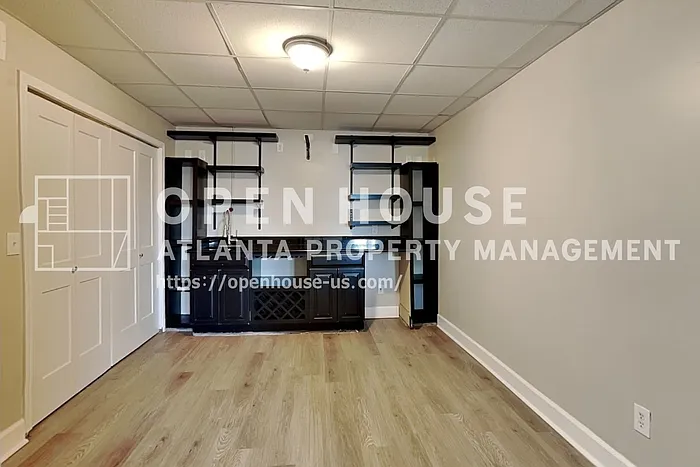 5414 Milling Ct — Photo 16