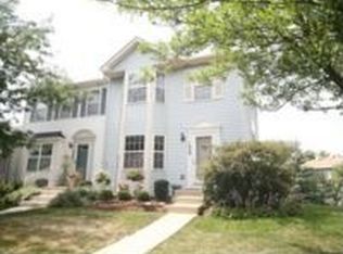 1620 Salem Ct, Geneva, IL 60134