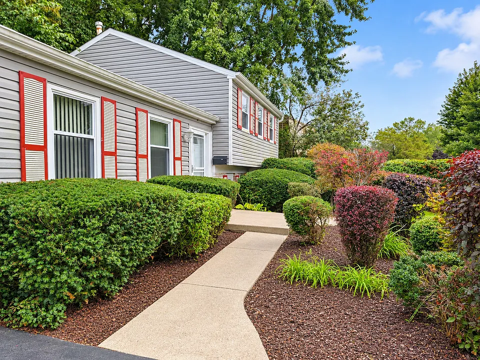 1329 Elm Dr