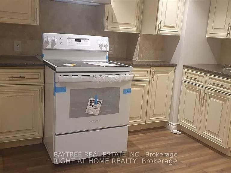 171 Cherryhurst Rd #BASEMT — Photo 7