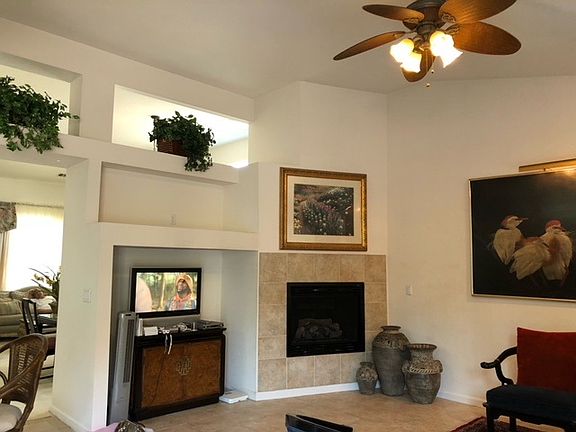 3rd image of 485 Windwood Dr