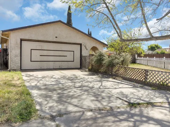 325 Meadow Cir, Greenfield, CA 93927