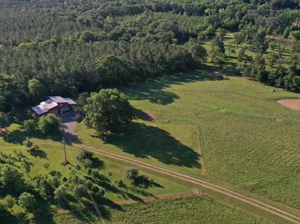 4725 Spring Lake Rd, Paris, AR 72851