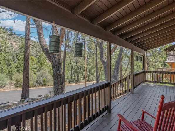15324 Mil Potrero Hwy, Pine Mountain Club, CA 93222