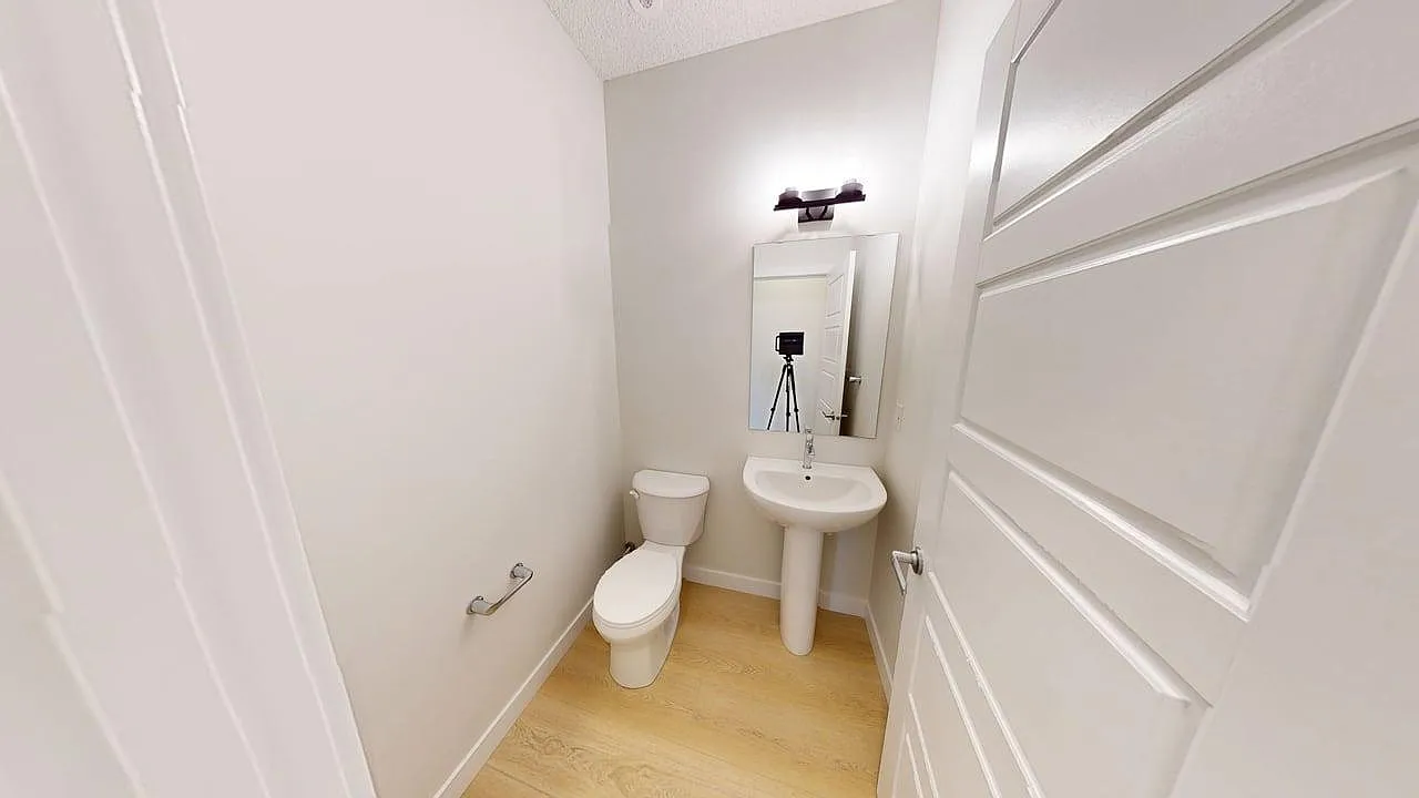2610 159 Street Southwest Edmonton — Photo 4