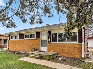 3731 St Andrews BOULEVARD, Racine, WI 53405