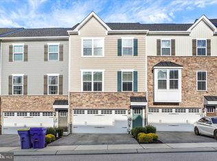 1164 Rosecroft Ln, York, PA 17403