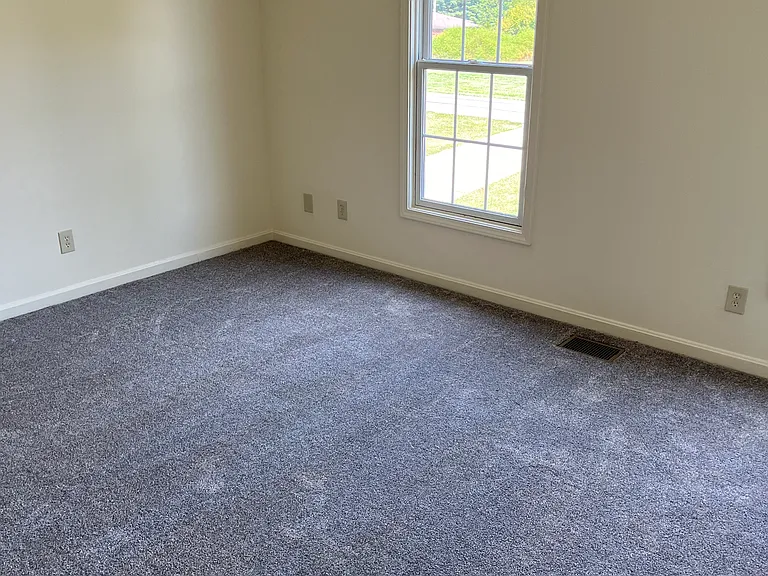 9711 Pekin Rd — Photo 10