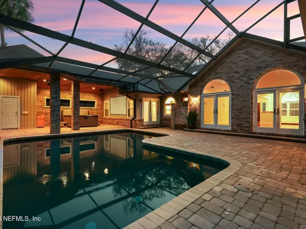 2323 BAREFOOT Trace, Atlantic Beach, FL 32233