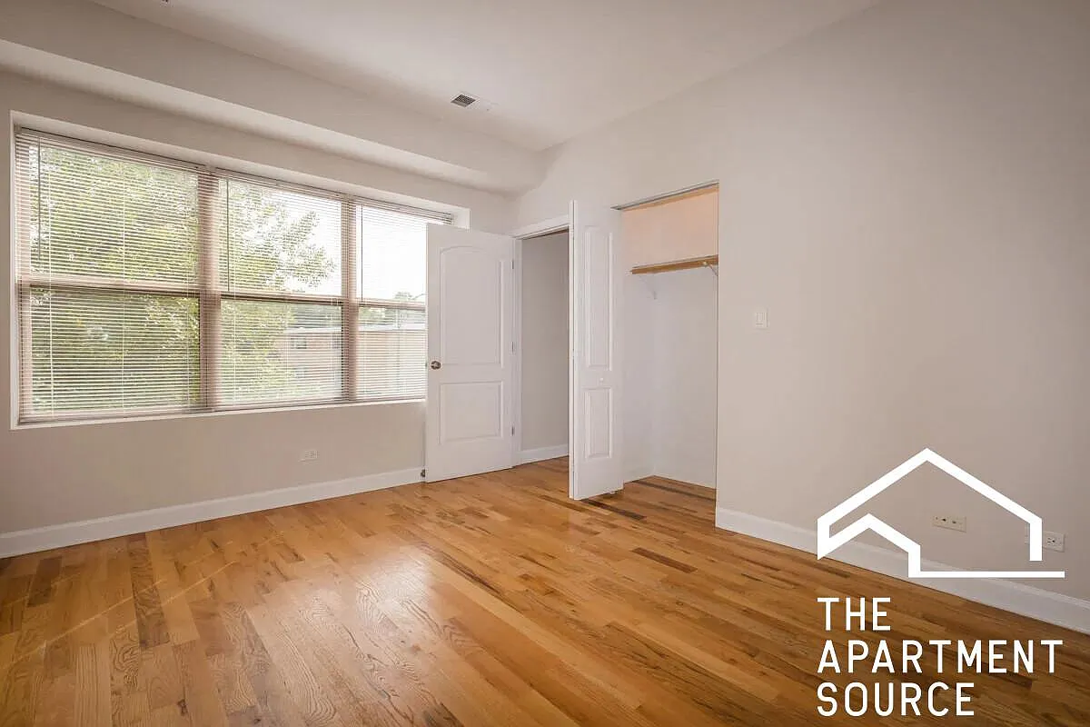 7229 North Rogers Avenue #3E — Photo 4