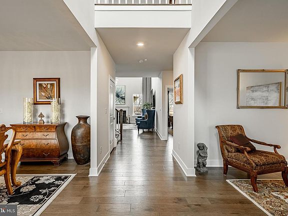 5th image of 132 Violet Way