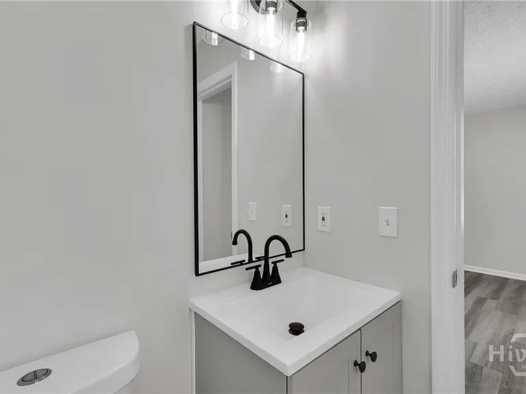 105 Crossover Ln — Photo 22