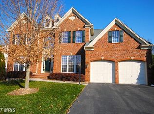 1017 E Kensington Cir, Fredericksburg, VA 22401