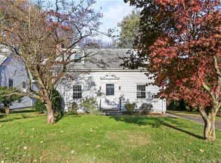 57 Arthur Pl, Stamford, CT 06906