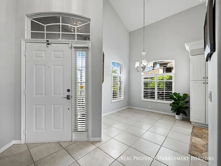 8737 Pebble Creek Ln — Photo 3
