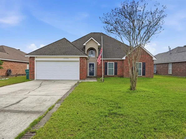 12376 Mimosa Dr, Denham Springs, LA 70726