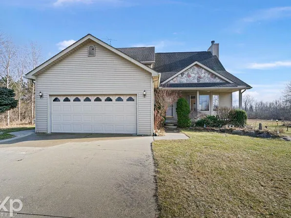 11851 Masters Rd, Riley, MI 48041