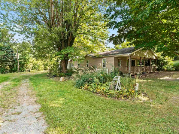 4896 S Scott Rd, Claypool, IN 46510