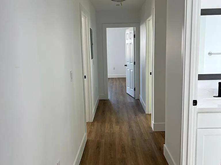 152 W 46th St — Photo 9