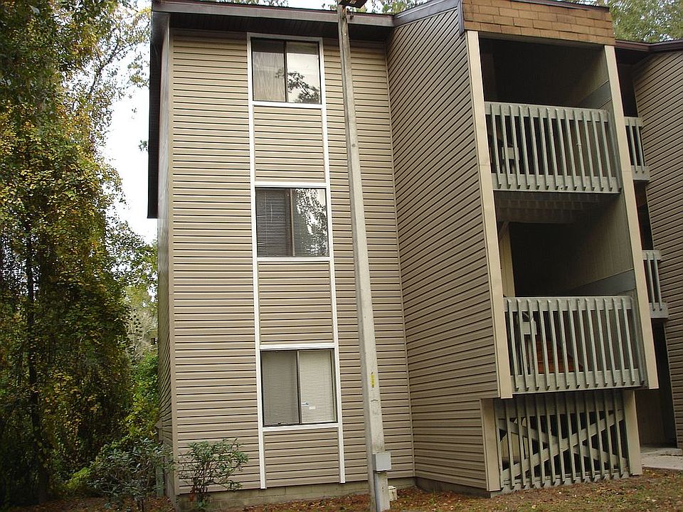 1st image of 111 SE 16th Ave APT O106