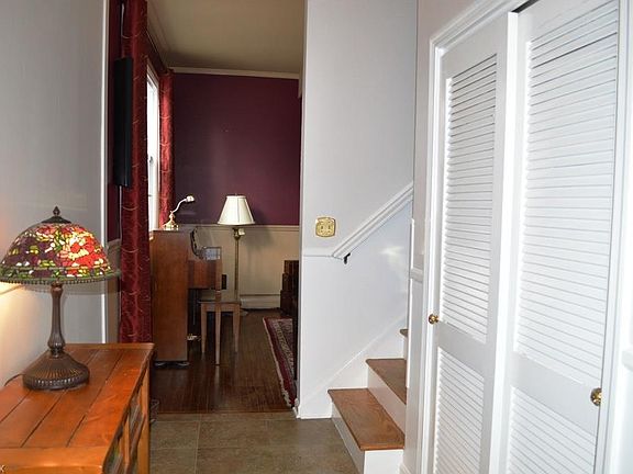 3rd image of 7401 Valerie Ln